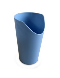 Vaso recortado con espacio para nariz