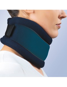 Collarín Semirrígido de Espuma de Poliuretano con Refuerzo de Polietileno