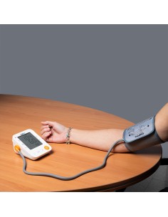 Tensiómetro de presión arterial con monitor LCD y sistema brazalete 2