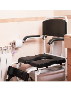 Silla inodoro con ruedas y reposapiés 2