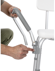 Silla de ducha con reposabrazos 2