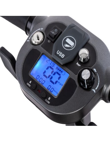 Scooter eléctrico con plegado electrónico y...