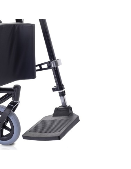 Silla de ruedas basculante y reclinable de empuje asistido con giro 360º | Balance-360 Totalcare