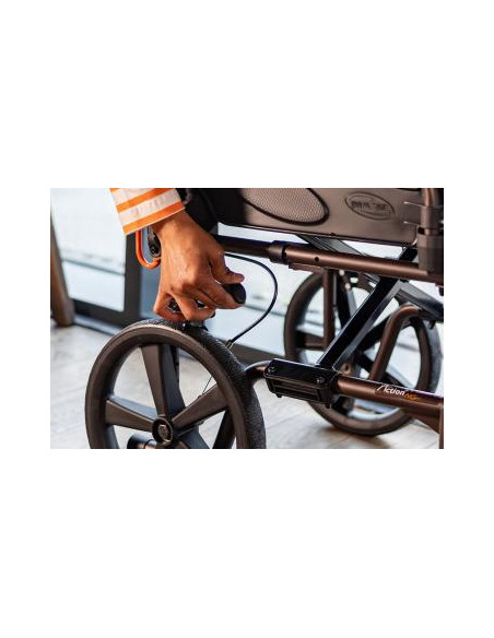 Silla de ruedas plegable de traslado super ligera | Frenos en manetas | Action 2NG Transit Lite